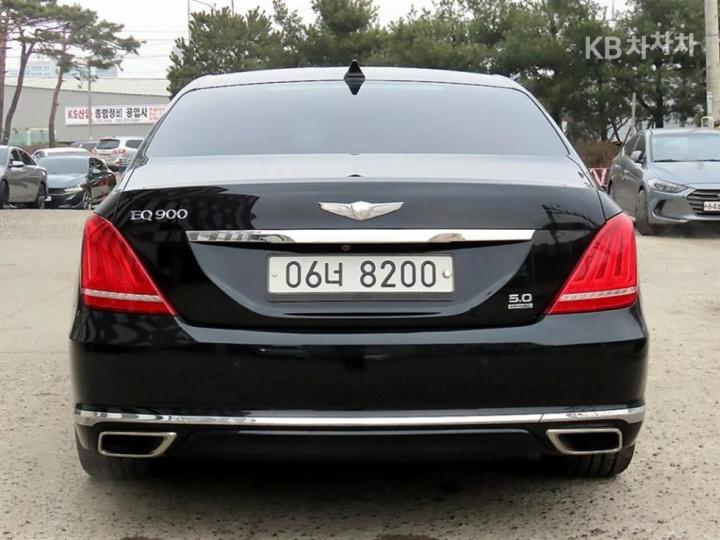 Genesis EQ900 5.0 GDI AWD Prestige 5