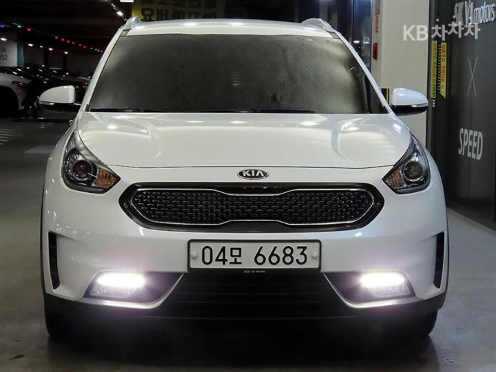 Kia Niro 1.6 Luxury 3