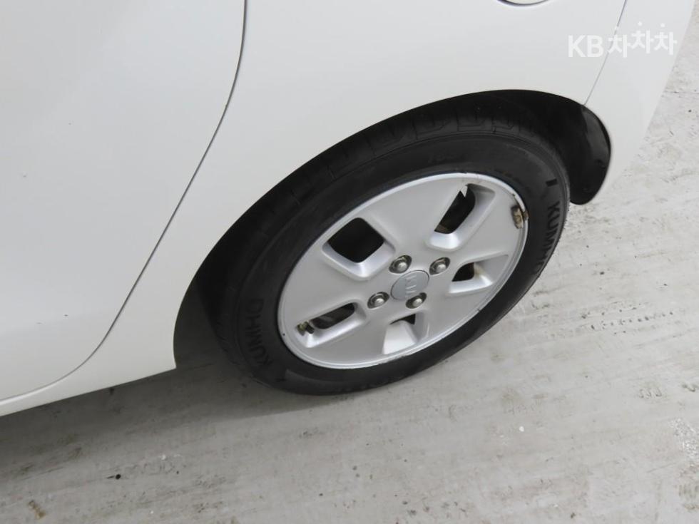 2016 - kia ray