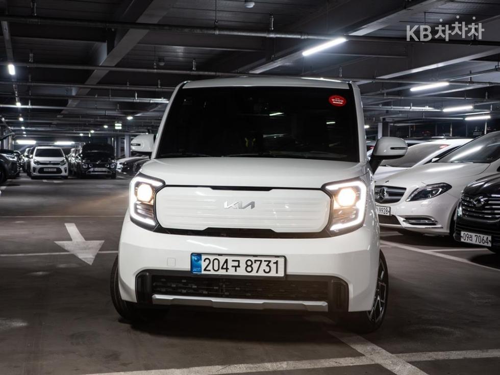 2023 - kia kia