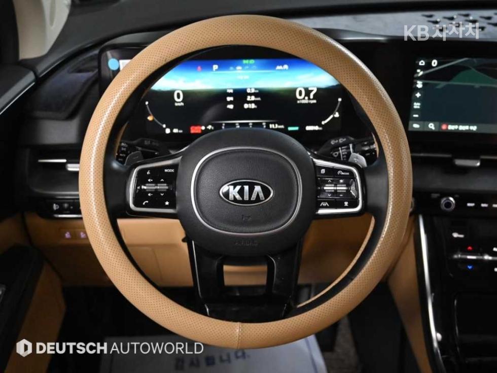 2021 - kia carnival