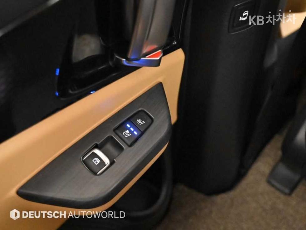 2021 - kia carnival
