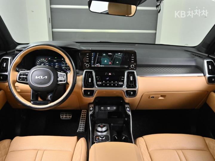 Kia Sorento 2.5 T-GDI 4WD Signature Gravity 8