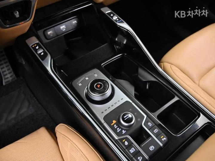 Kia Sorento 2.5 T-GDI 4WD Signature Gravity 10