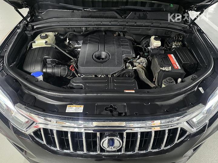 KG Mobility (Ssangyong) Rexton Sport Khan 2.2 Diesel 4WD Professional S 8