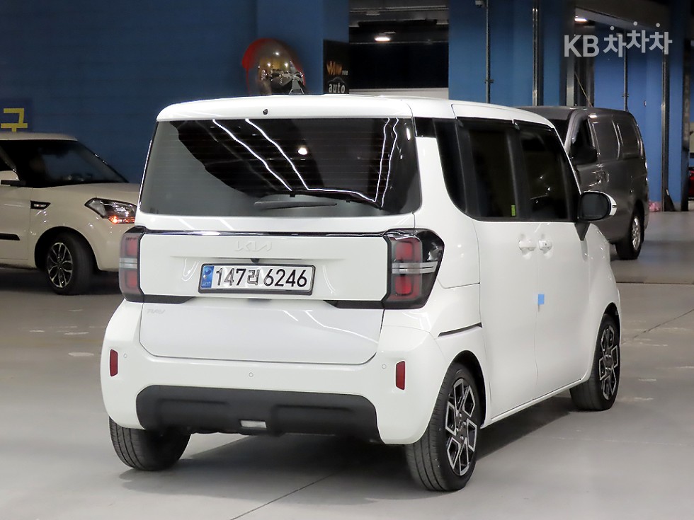 2023 - kia ray