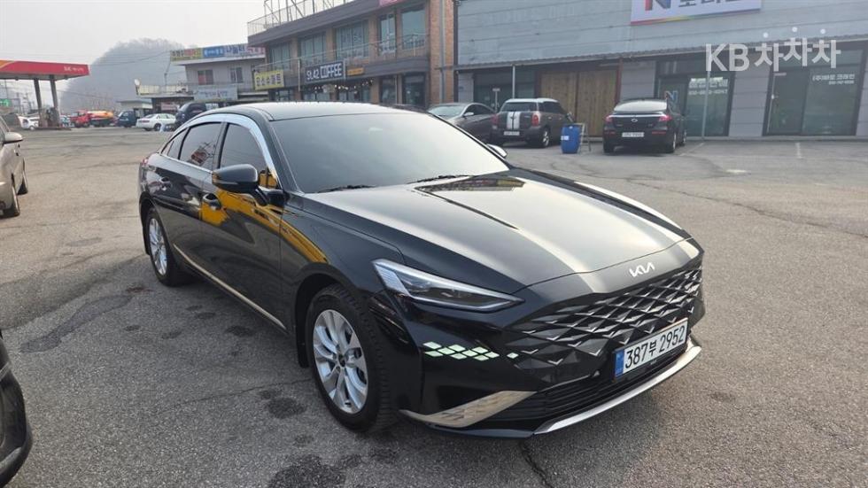 Kia K8 — miniaturë 2