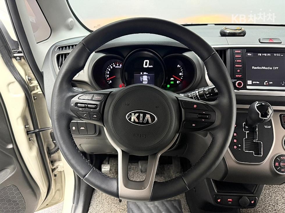 2021 - kia ray