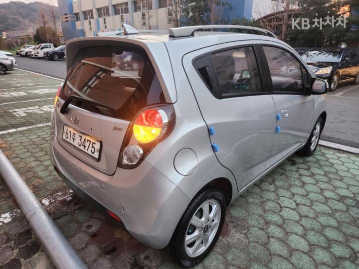 Chevrolet Matiz CREATIVE GROOVE Star 7