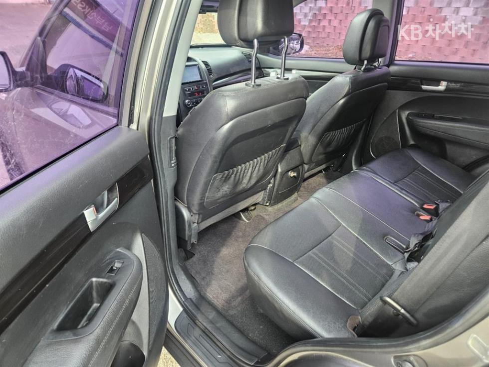 2011 - kia sorento