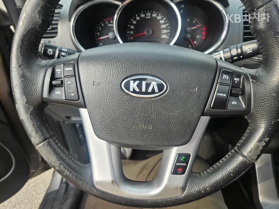 2011 - kia sorento