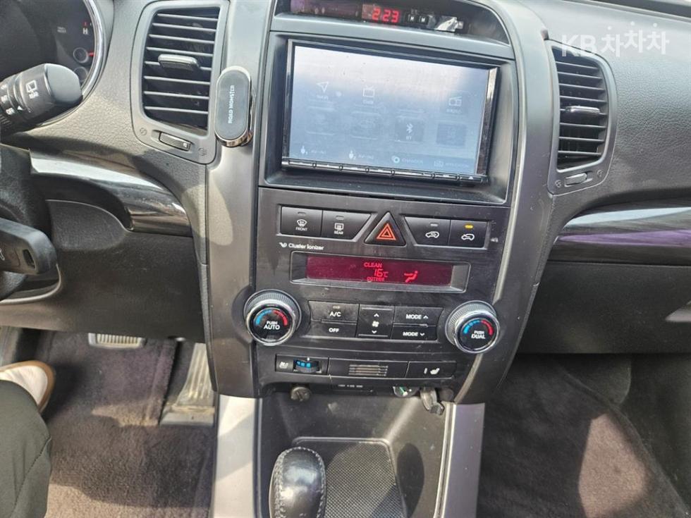 2011 - kia sorento
