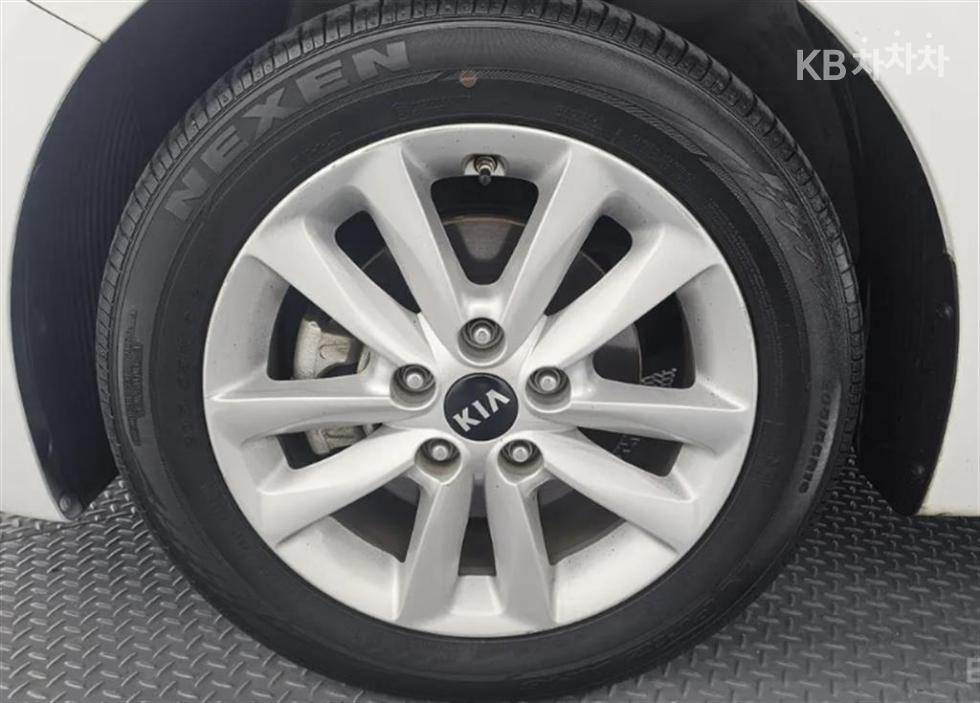 2017 - kia k3