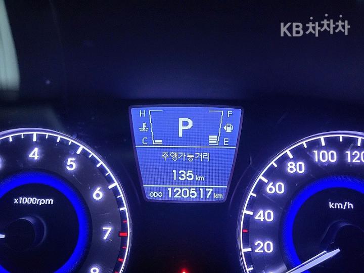 Hyundai Accent New Wit 1.4 VVT Premier 8