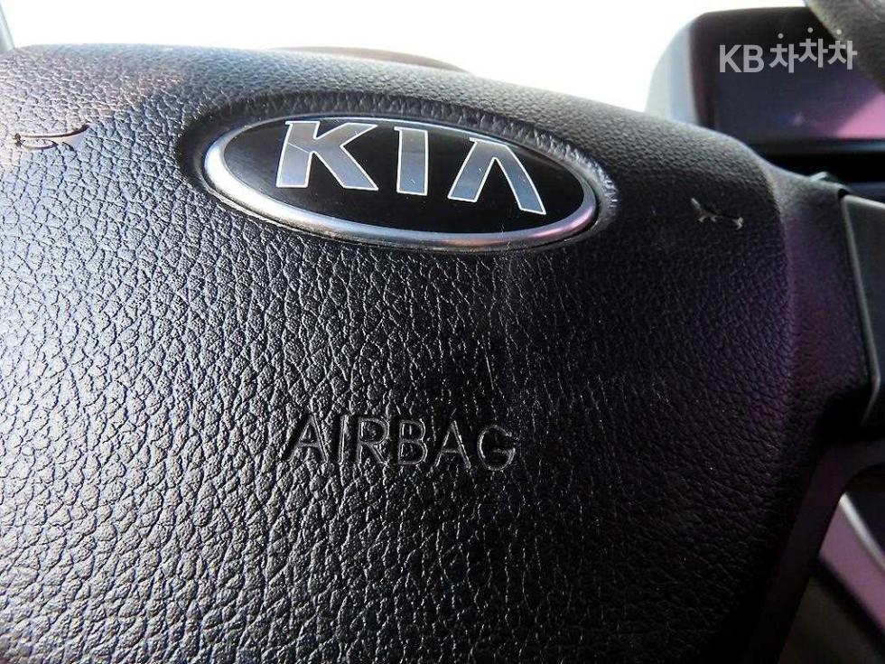 2016 - kia ray