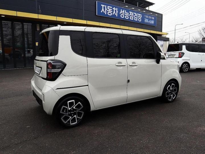 Kia Ray 1.0 Gasoline Signature 4