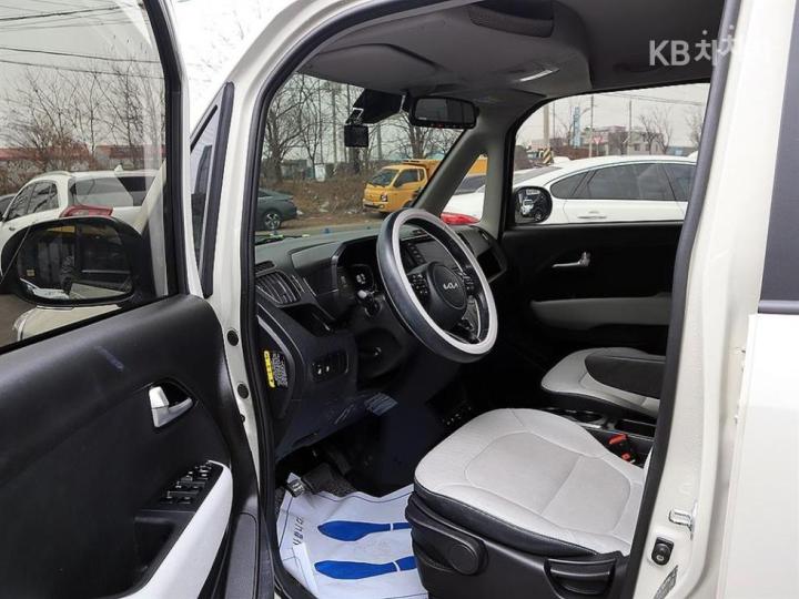 Kia Ray 1.0 Gasoline Signature 7