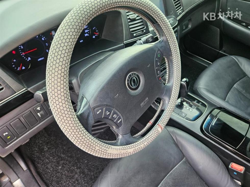 2010 - kia opirus