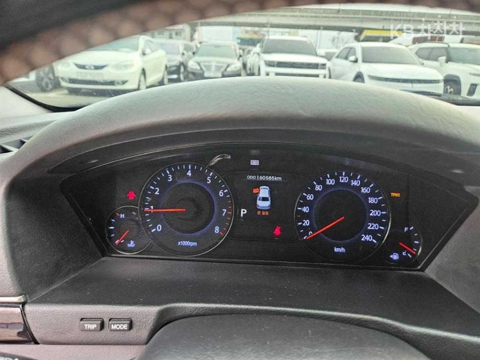 2010 - kia opirus