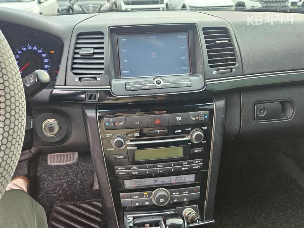 2010 - kia opirus