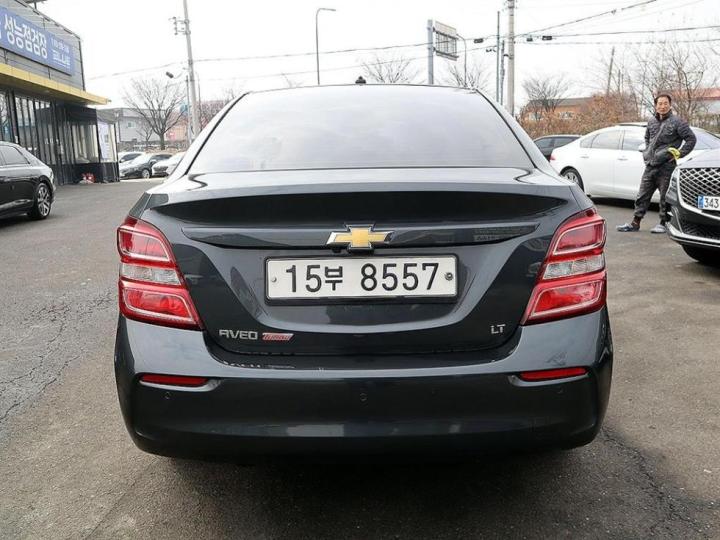 Chevrolet Aveo 1.4 Turbo LT 4