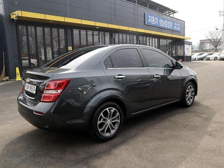 Chevrolet Aveo 1.4 Turbo LT 5