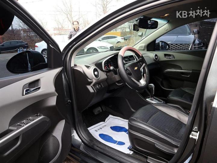 Chevrolet Aveo 1.4 Turbo LT 7