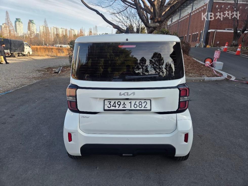 2024 - kia kia