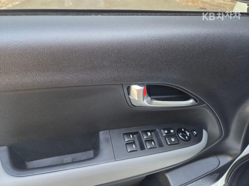 2024 - kia kia