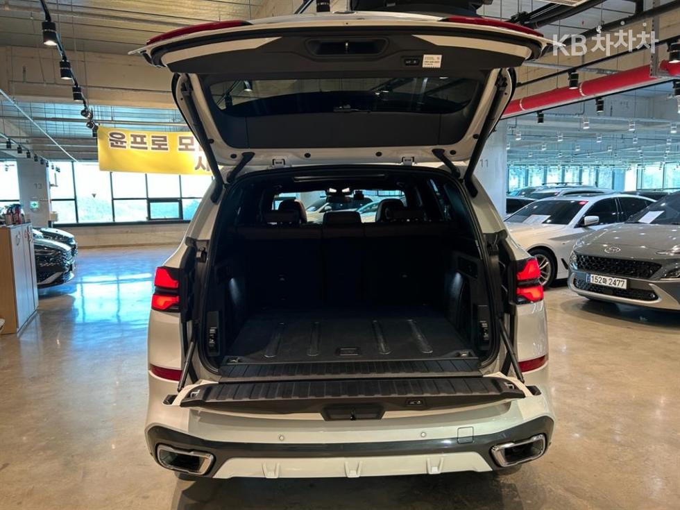 BMW X5 — miniaturë 20