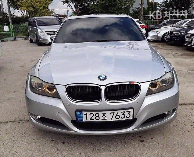 BMW 3 Series New 320i Sedan E90 2005-2011 3