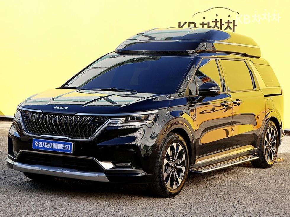 2023 - kia carnival