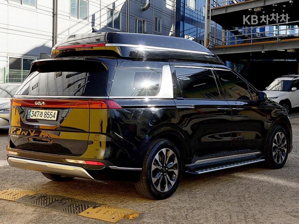 2023 - kia carnival