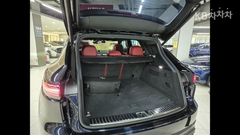 Porsche Cayenne — miniaturë 5