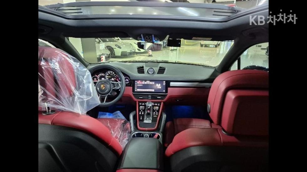 Porsche Cayenne — miniaturë 6