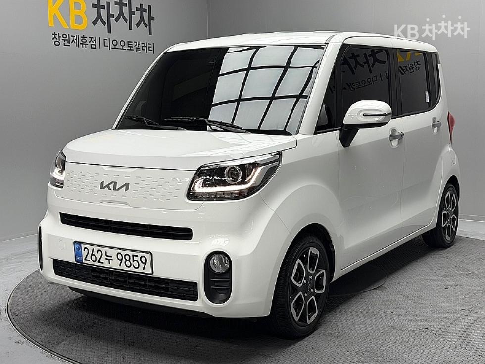 2022 - kia ray