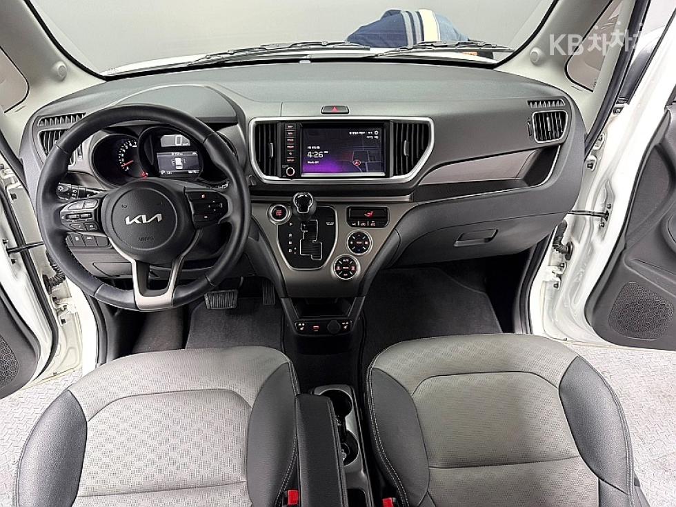 2022 - kia ray