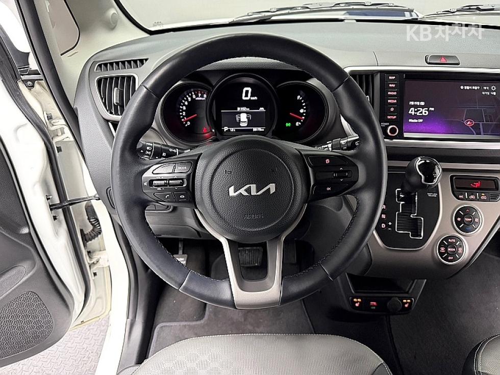 2022 - kia ray