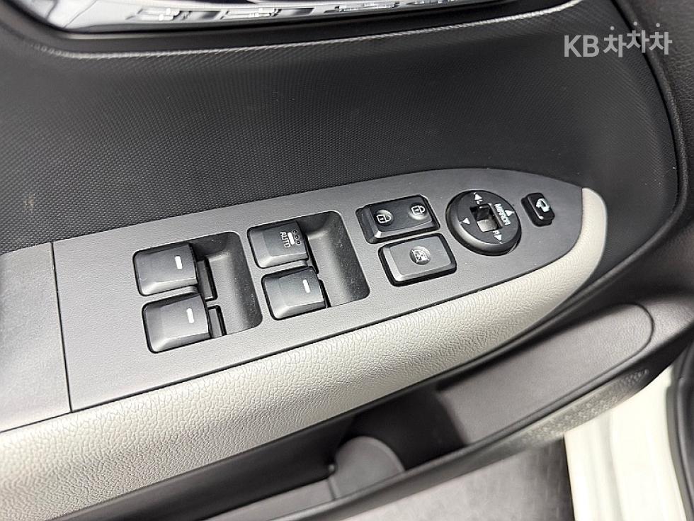 2022 - kia ray