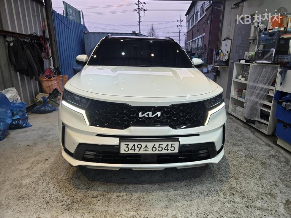2023 - kia sorento