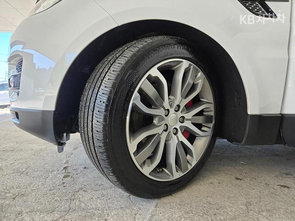 Land Rover Range Rover Sport — miniaturë 20