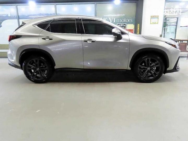 Lexus NX AZ20 350h Premium 4