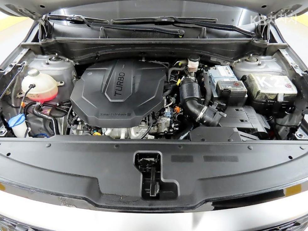 2022 - kia sportage