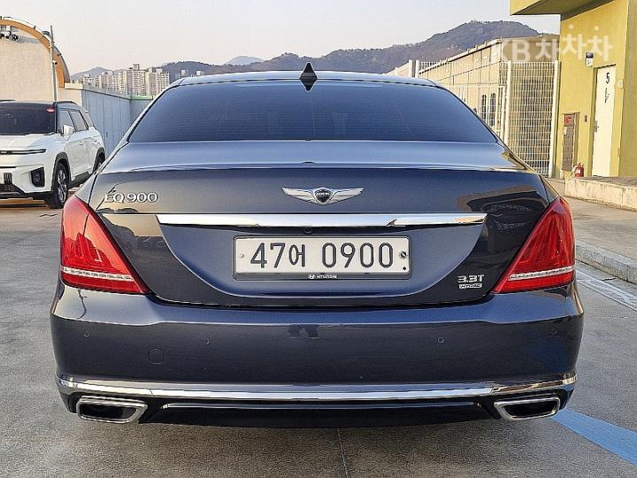 Genesis EQ900 3.3 T-GDI AWD Premium Luxury 5