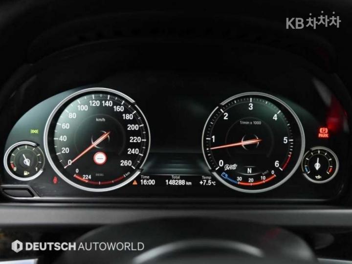 BMW 6 Series New 640d xDrive Gran Coupe Base Type 9