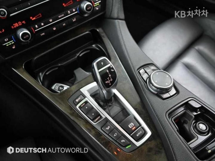 BMW 6 Series New 640d xDrive Gran Coupe Base Type 10