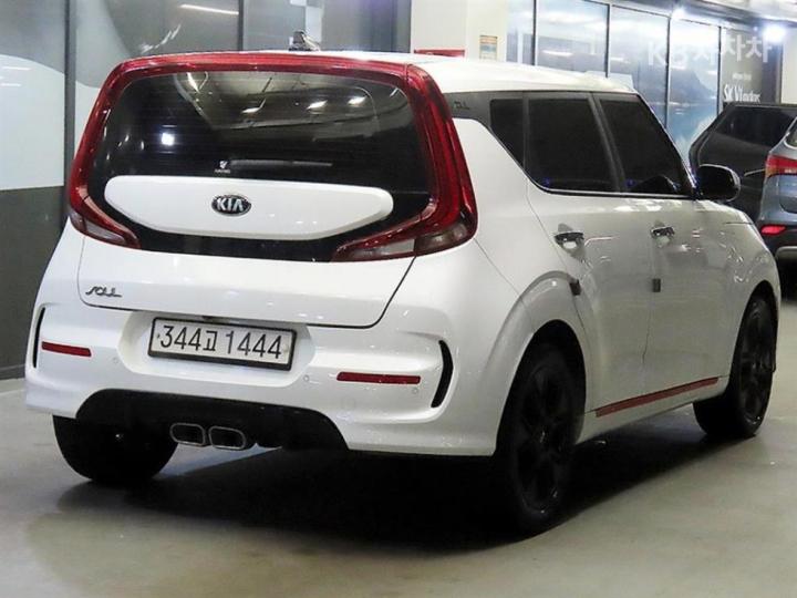 Kia Soul Booster 1.6 T-GDI Noblesse 5