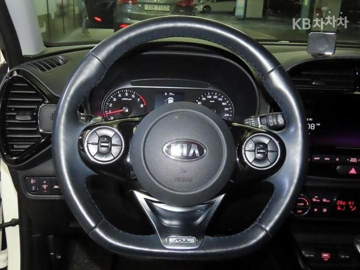 Kia Soul Booster 1.6 T-GDI Noblesse 9