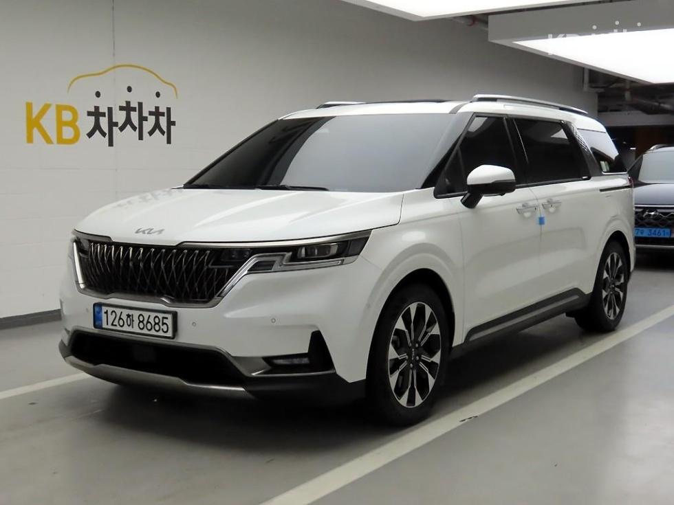 2023 - kia carnival