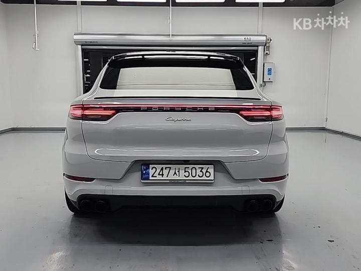 Porsche Cayenne — miniaturë 3